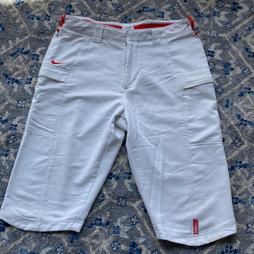 Nike MMIV long short’s in White and Grey Accent